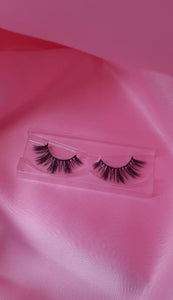 "Single AF" Lashes